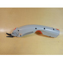 CUTTER ELECTRIQUE AVEC BATTERIE ET LAME CUTTER ELECTRIQUE AVEC BATTERIE ET LAME